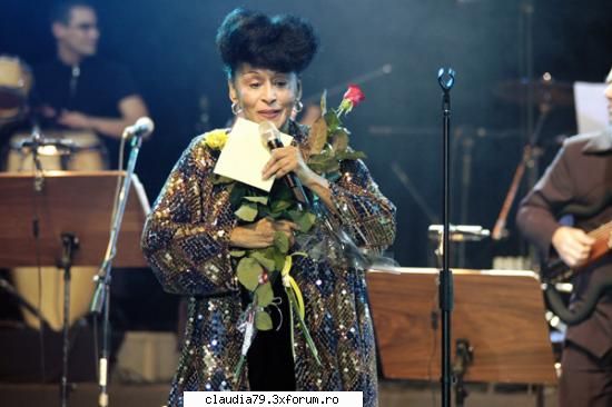omara portuondo â€“ primita flori sala palatului omara canta muzica care n-o stim televizor.
