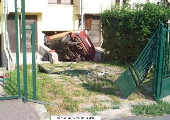 Femeile si volanul - cred ca asta era poza care ar fi trebuit mai sus - DISCUTII LIBERE